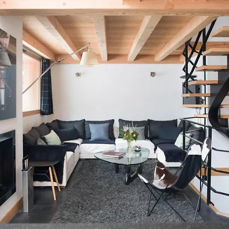 旅馆 Bold Chalet With View